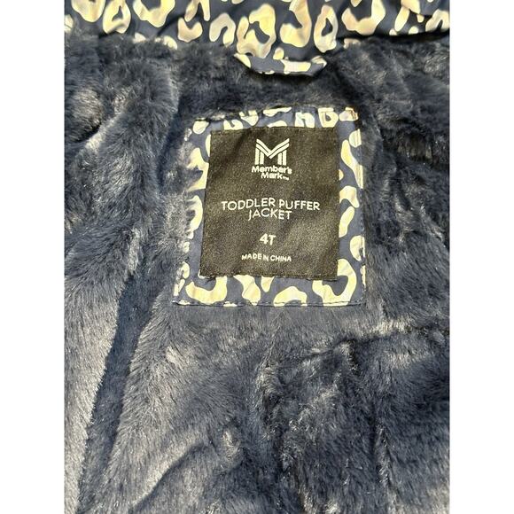 Member's Mark Girls Removable Hood Faux Fur Puffer Jacket Size 4T - Picture 6 of 8